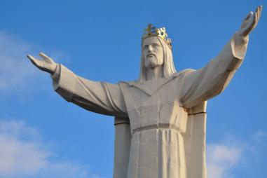 Christ_the_King_Monument__Swiebodzin__Poland-810x500.jpg