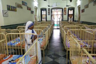 Missionaries_of_Charity_house_Kolkata_India_Credit_Zvonimir_Atletic_via_wwwshutterstockcom_CNA_10_13_15.jpeg