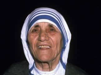 Mother-Teresa-ap.jpg