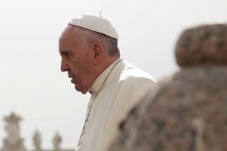 Pope_Francis_2_at_the_general_audience_in_St_Peters_Square_April_13_2016_Credit_Daniel_Ibanez_CNA_4_13_16.jpg