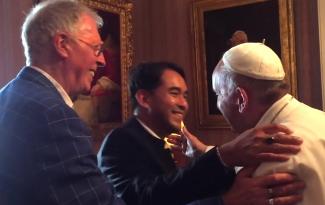 Pope_Francis_meets_Yayo_Grassi_and_partner_Iwan.jpg