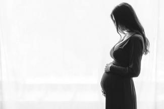 Pregnant_woman_Credit_Demkat_Shutterstock_CNA.jpg