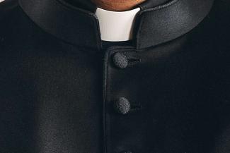 Priest_collar_Credit_alphaspirit_via_wwwshutterstockcom_CNA.jpg