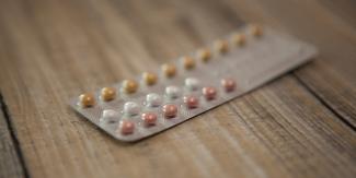 web3-contraception-birth-control-pills-nfp-pregnancy-female-cc0.jpg