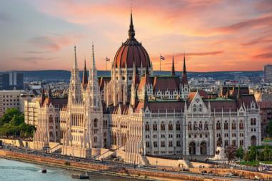 Budapest-1-e1752060142704-810x500.jpeg