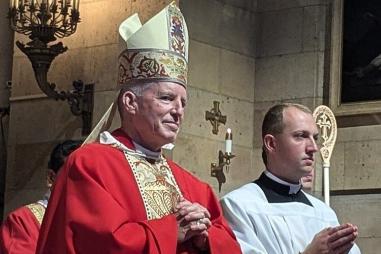 Kevin_Kenney_at_his_consecration-810x500.jpg