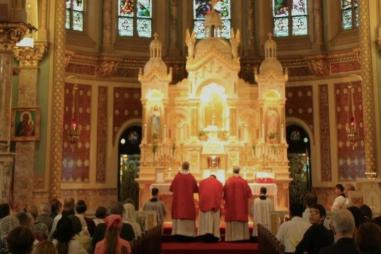 Latin-Mass-New-Haven-810x500.jpg