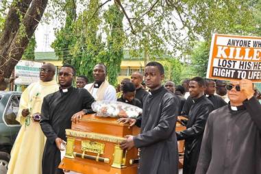 Nigeria-priests1-810x500.jpeg