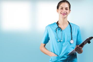 Pretty-nurse-RN0-810x500.jpg