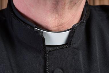priest_collar-810x500.jpg