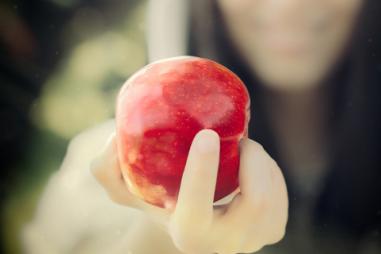 web3-temptation-apple-red-woman-hold-tempt-shutterstock_150847982.jpg