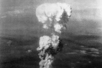 Atomic_cloud_over_Hiroshima_Credit_Bernard_Waldman_Public_Domain_via_US_government_CNA.jpg