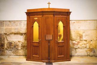 Confessional_Credit_Ivan_U_Shutterstock_CNA.jpg