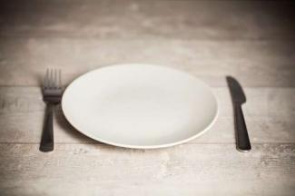 Empty_plate_Credit_Alexeysun_via_wwwshutterstockcom_CNA.jpg