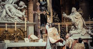 Traditional Latin Mass