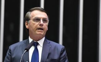 Jair_Bolsonaro_1_810_500_75_s_c1.jpg