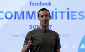 Mark_Zuckerberg_summitt_810_500_75_s_c1.jpg
