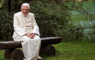Pope_Benedict_xvi.jpg