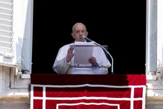Pope_Francis_gives_the_Angelus_address_June_21_2020_Credit_Vatican_Media.jpg