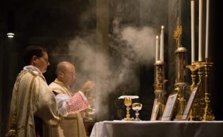 Latin_Mass-810x500.jpeg