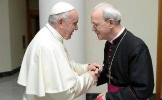 Pope_Francis_meets_Bishop_Athanasius_Schneider_810_500_75_s_c1-810x500.jpg