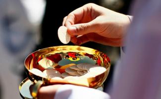 communion-e1744895030912.jpg