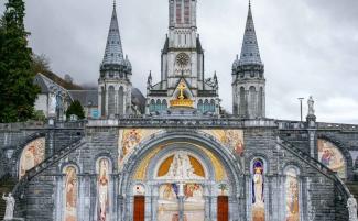lourdes-rupnik-810x500.jpg